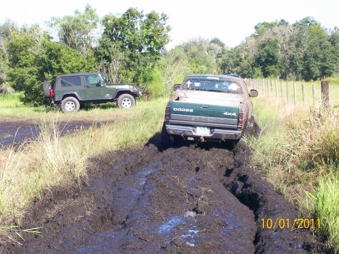 2011-Oct-01 HGR4X4 Cookout 107